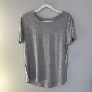 NWT Mono B Woman's Heather Gray High-Low Top